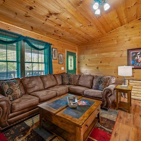 Easy Livin - Secluded Family Log Cabin Βίλα Sevierville Εξωτερικό φωτογραφία