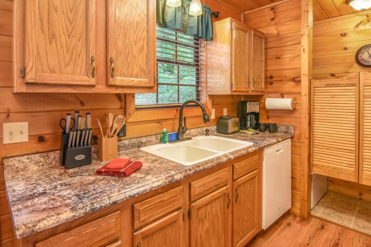 Easy Livin - Secluded Family Log Cabin Βίλα Sevierville Εξωτερικό φωτογραφία