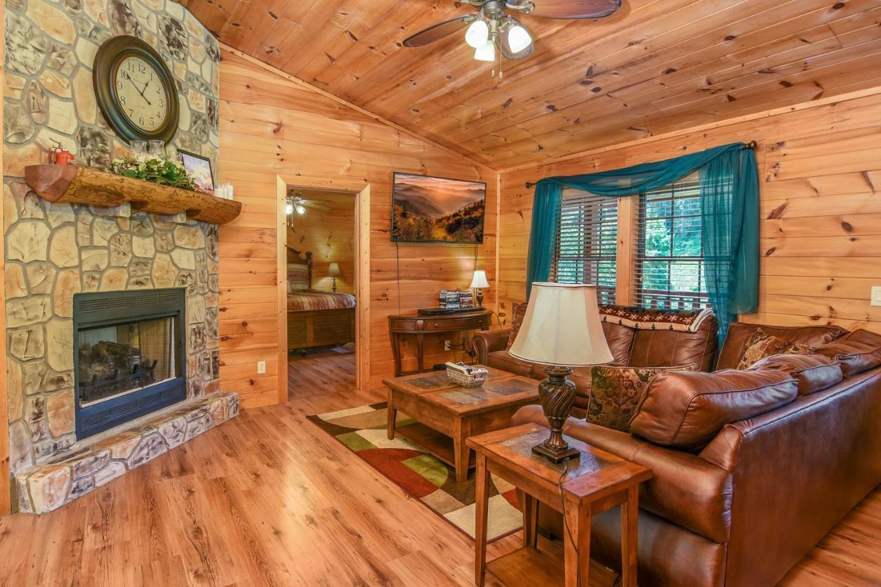 Easy Livin - Secluded Family Log Cabin Βίλα Sevierville Εξωτερικό φωτογραφία