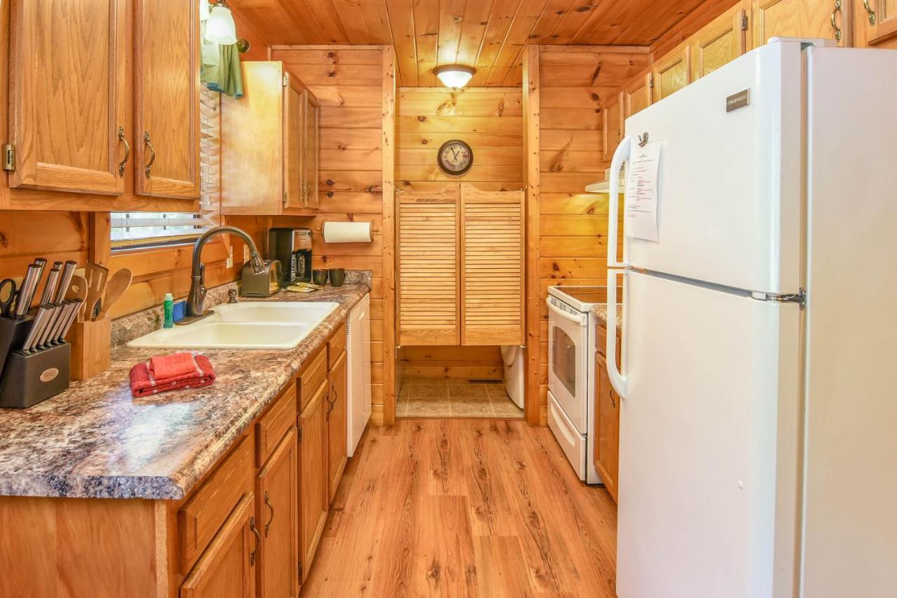 Easy Livin - Secluded Family Log Cabin Βίλα Sevierville Εξωτερικό φωτογραφία