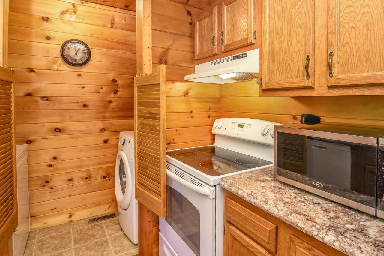 Easy Livin - Secluded Family Log Cabin Βίλα Sevierville Εξωτερικό φωτογραφία